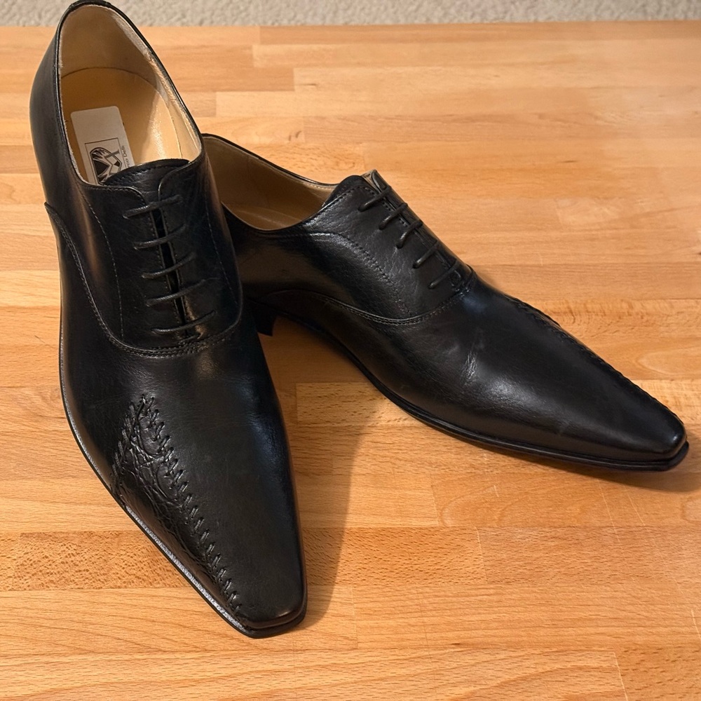New Mondo di Marco Elegant Black Leather Oxford Shoes - Made in Italy